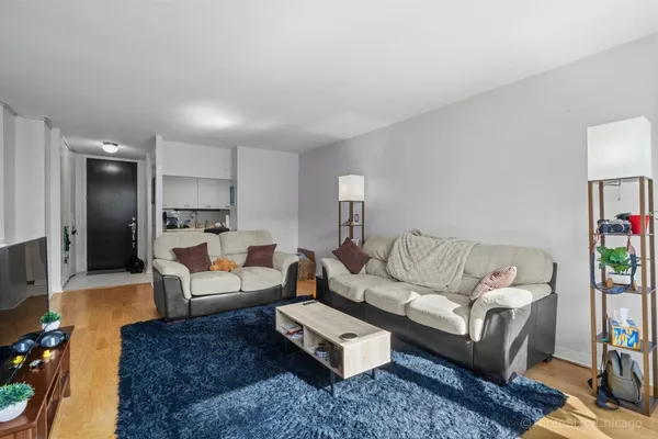 $2,375 | 535 North Michigan Avenue, Unit 2703, Chicago, IL 60611
