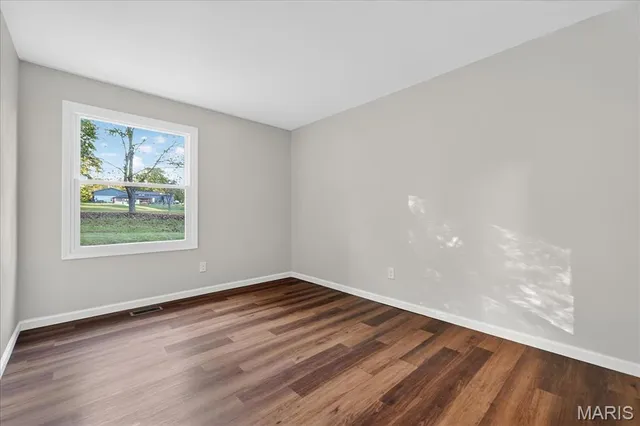 $300,000 | 505 Forest Run Drive, Eureka, MO 63025