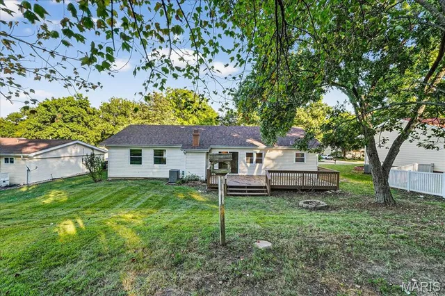 $300,000 | 505 Forest Run Drive, Eureka, MO 63025