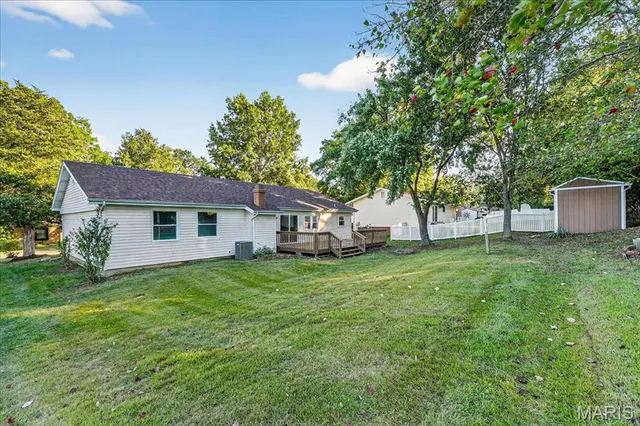 $300,000 | 505 Forest Run Drive, Eureka, MO 63025