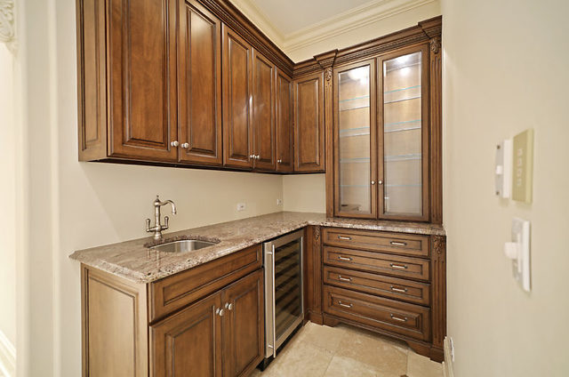 9600 Pacific Court Burr Ridge, IL 60527 - Photo 7 of 58