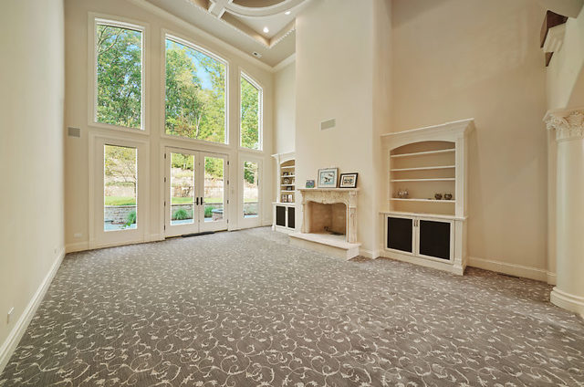 9600 Pacific Court Burr Ridge, IL 60527 - Photo 8 of 58 a view of a livingroom with a fireplace