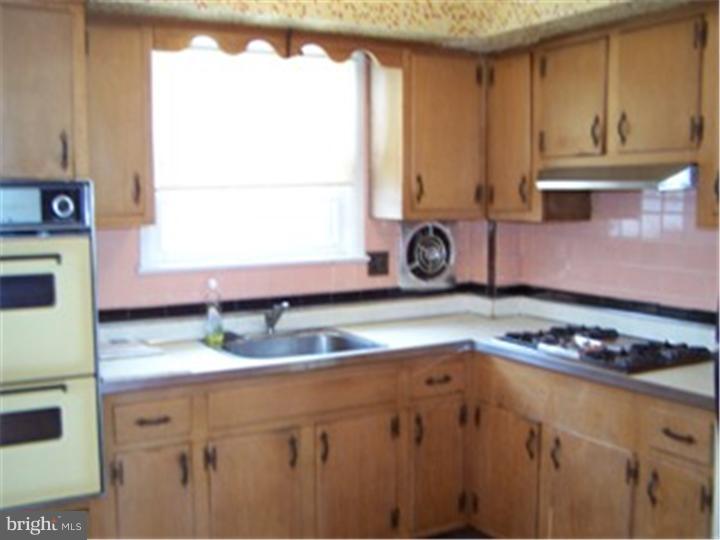2231 Haverford Road Ardmore, PA 19003 - Photo 11 of 24 Kitchen