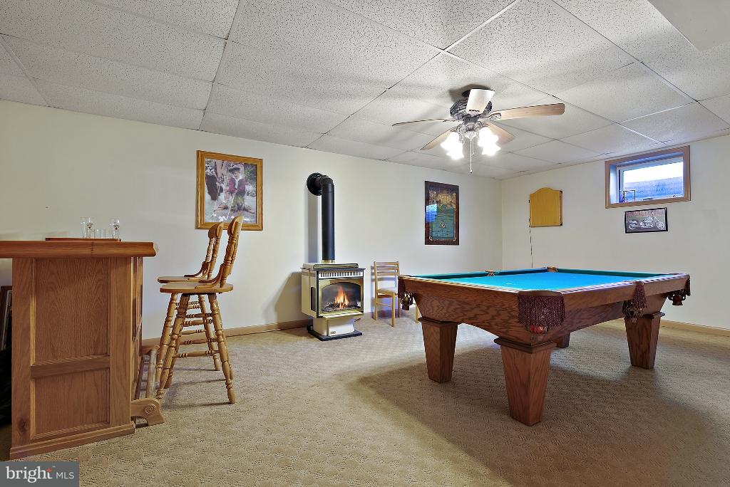 1810 Creek Road Manheim, PA 17545 - Photo 22 of 30 Family Room