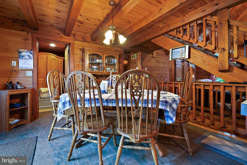1810 Creek Road Manheim, PA 17545 - Photo 8 of 30 Dining Room