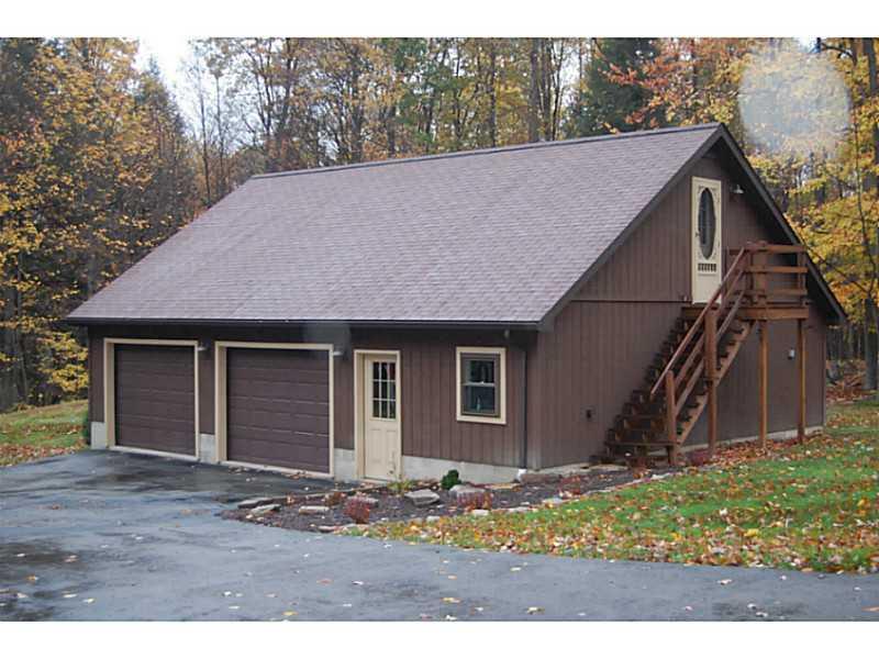 10938 East E Route Penn Run, PA 15765 - Photo 13 of 15 Parking Lot/Garage.