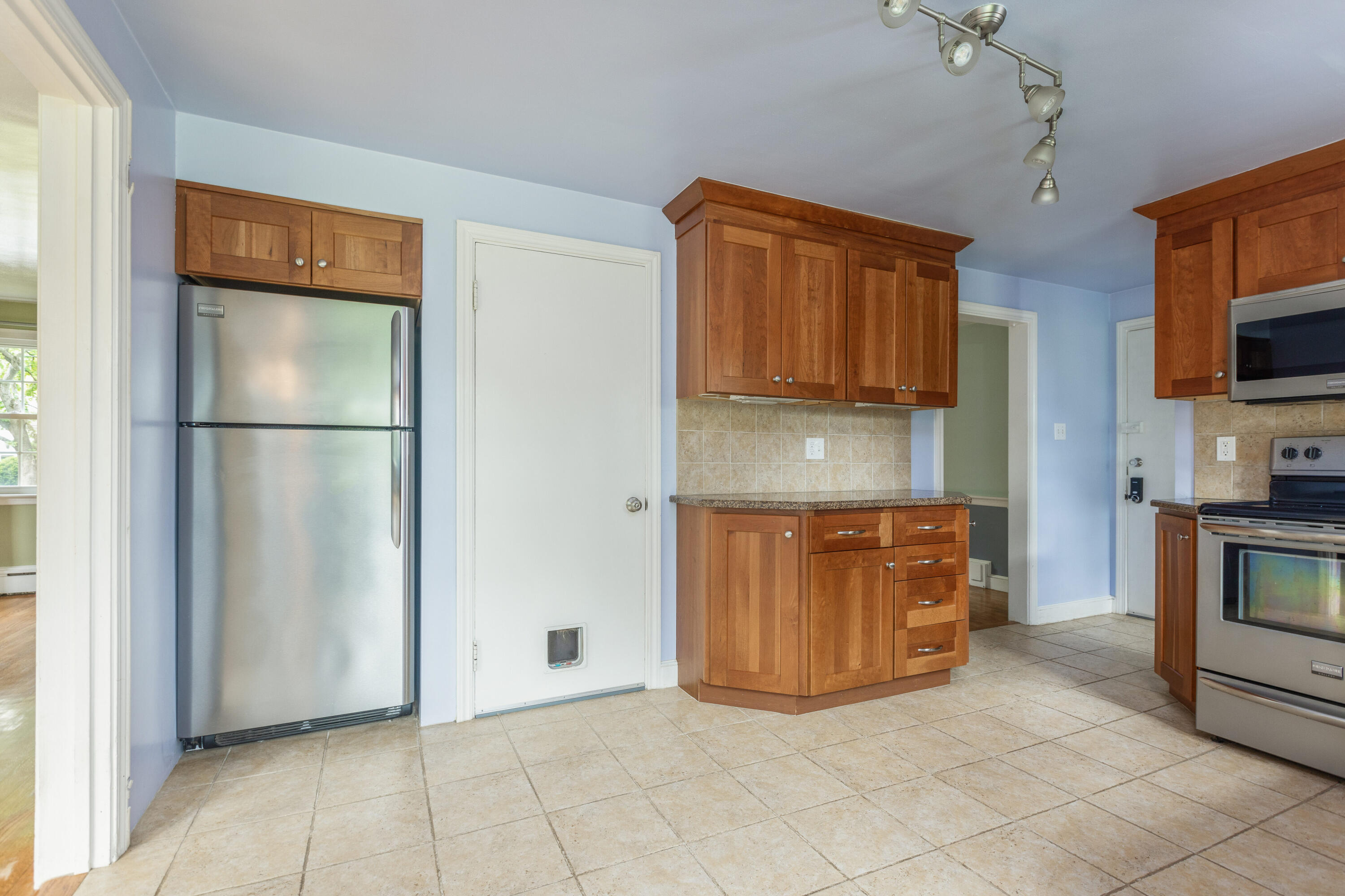 46 Pya Road Portland, ME 04103 - Photo 14 of 40 46 Pya Rd Portland ME 04103-print-014-02