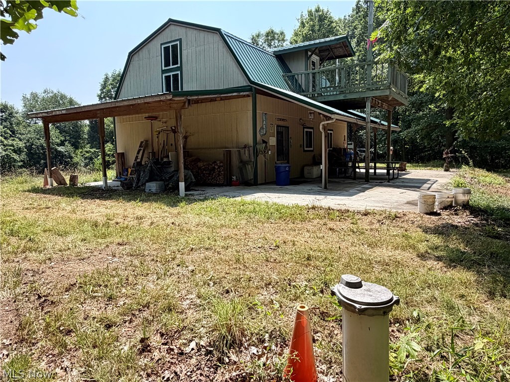 1047 Poinsettia Road Scio, OH 43988 - Photo 16 of 33 Side view of cabin