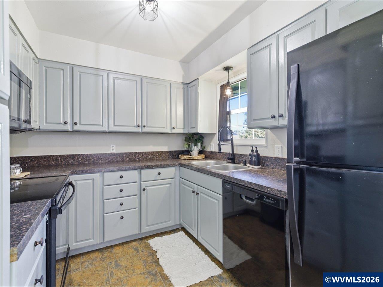 1220 Southeast Godsey Road Dallas, OR 97338 - Photo 11 of 28 Gallery Image 11