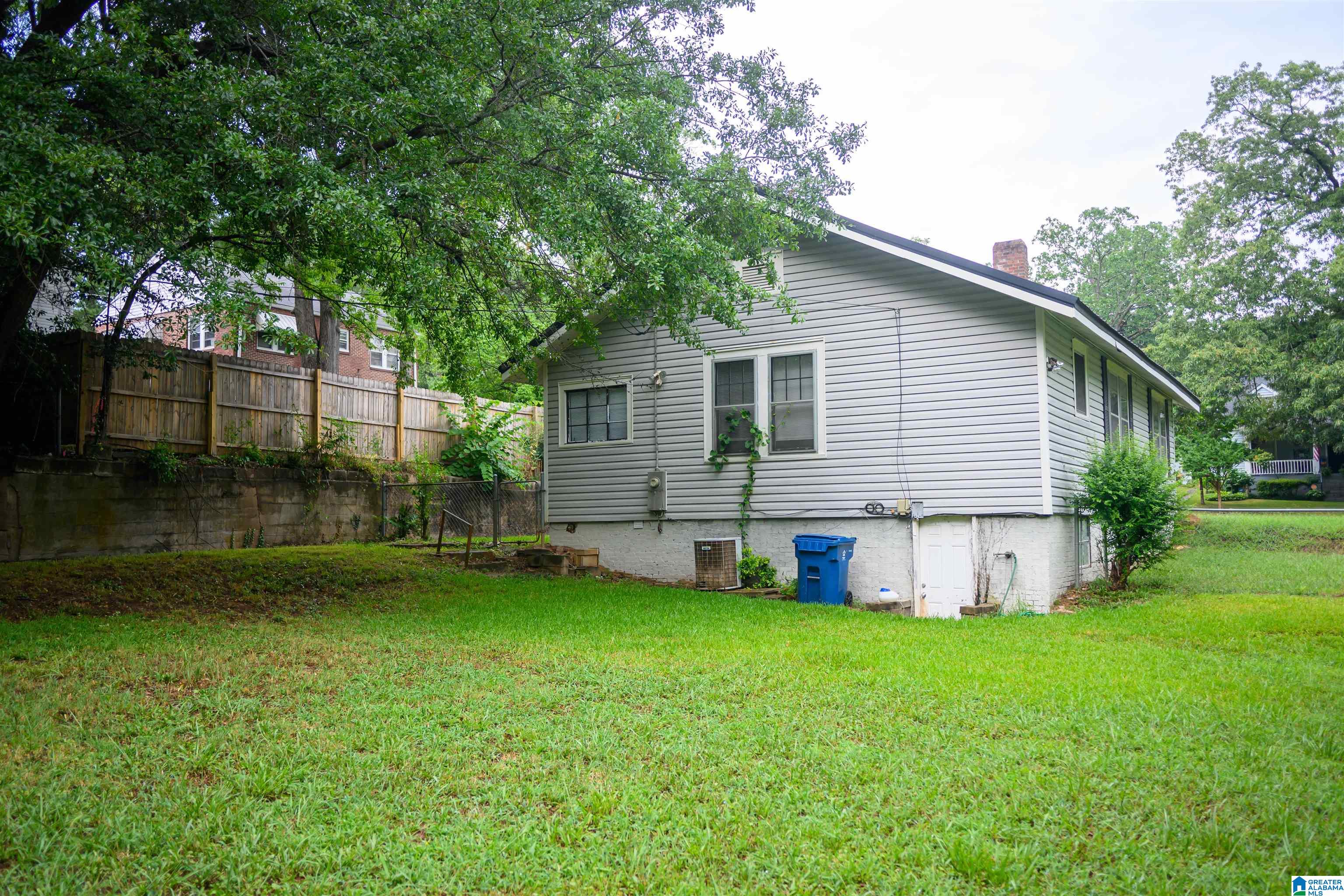 2018 Legrande Avenue Anniston, AL 36207 - Photo 5 of 26