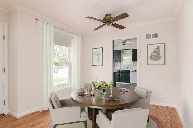 $419,500 | 907 Wilkinson Parkway, Park Ridge, IL 60068