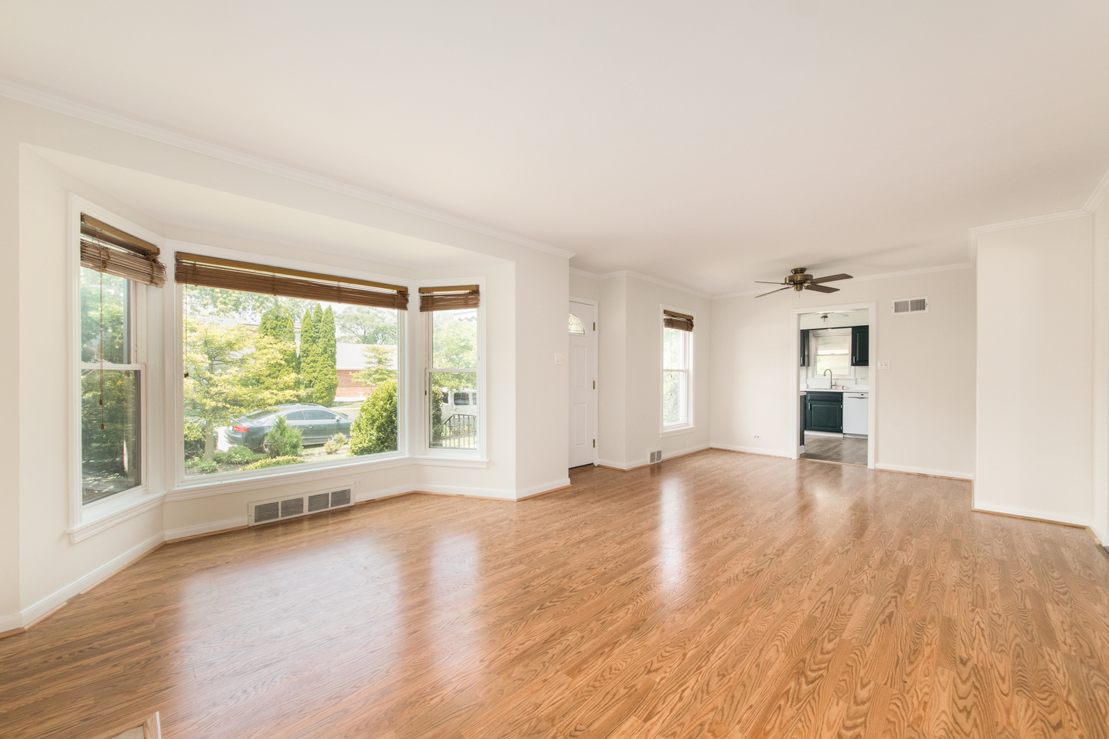 907 Wilkinson Parkway Park Ridge, IL 60068 - Photo 10 of 21 Gallery Image 10