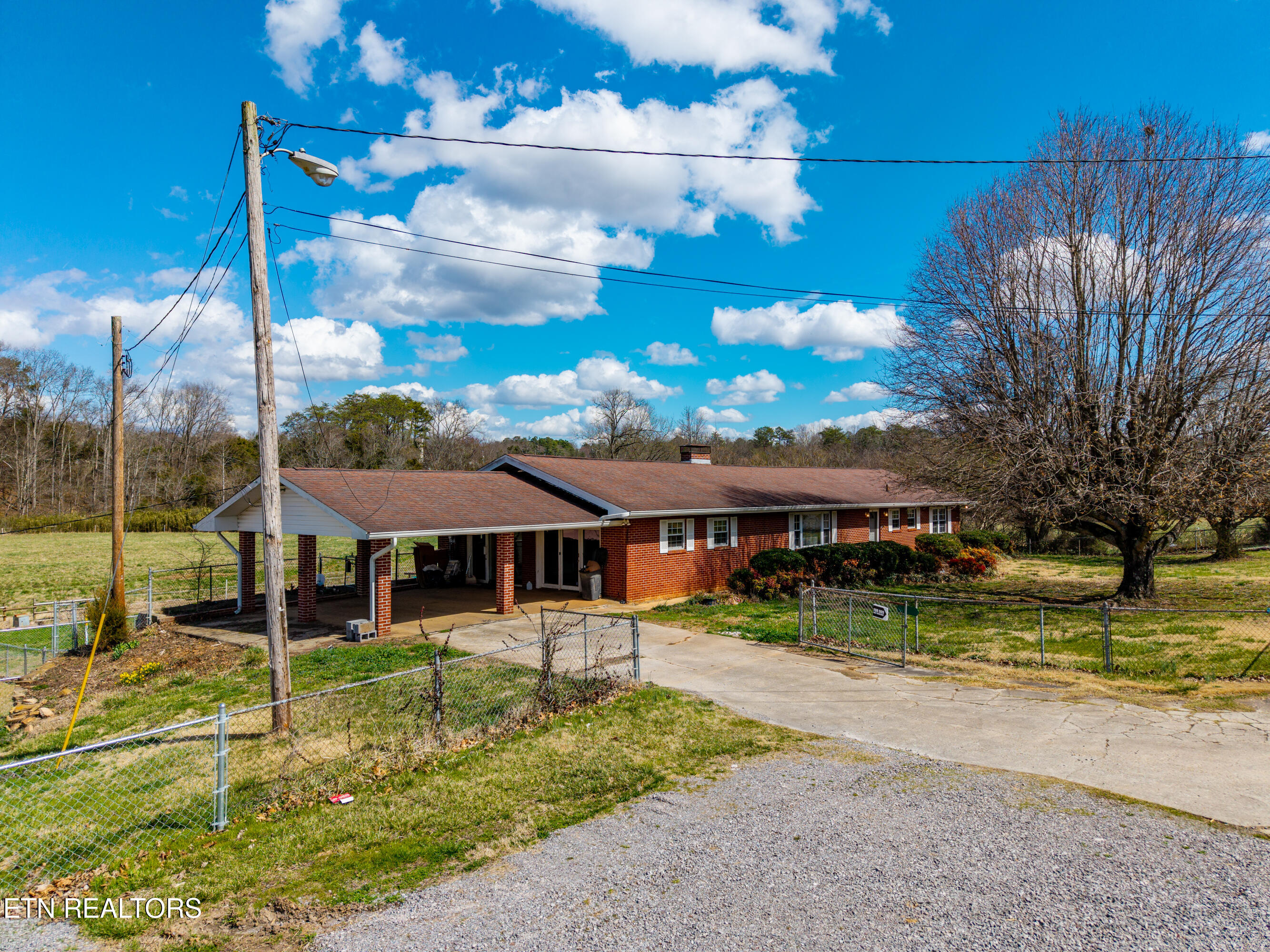 911TiptonStationRd-1