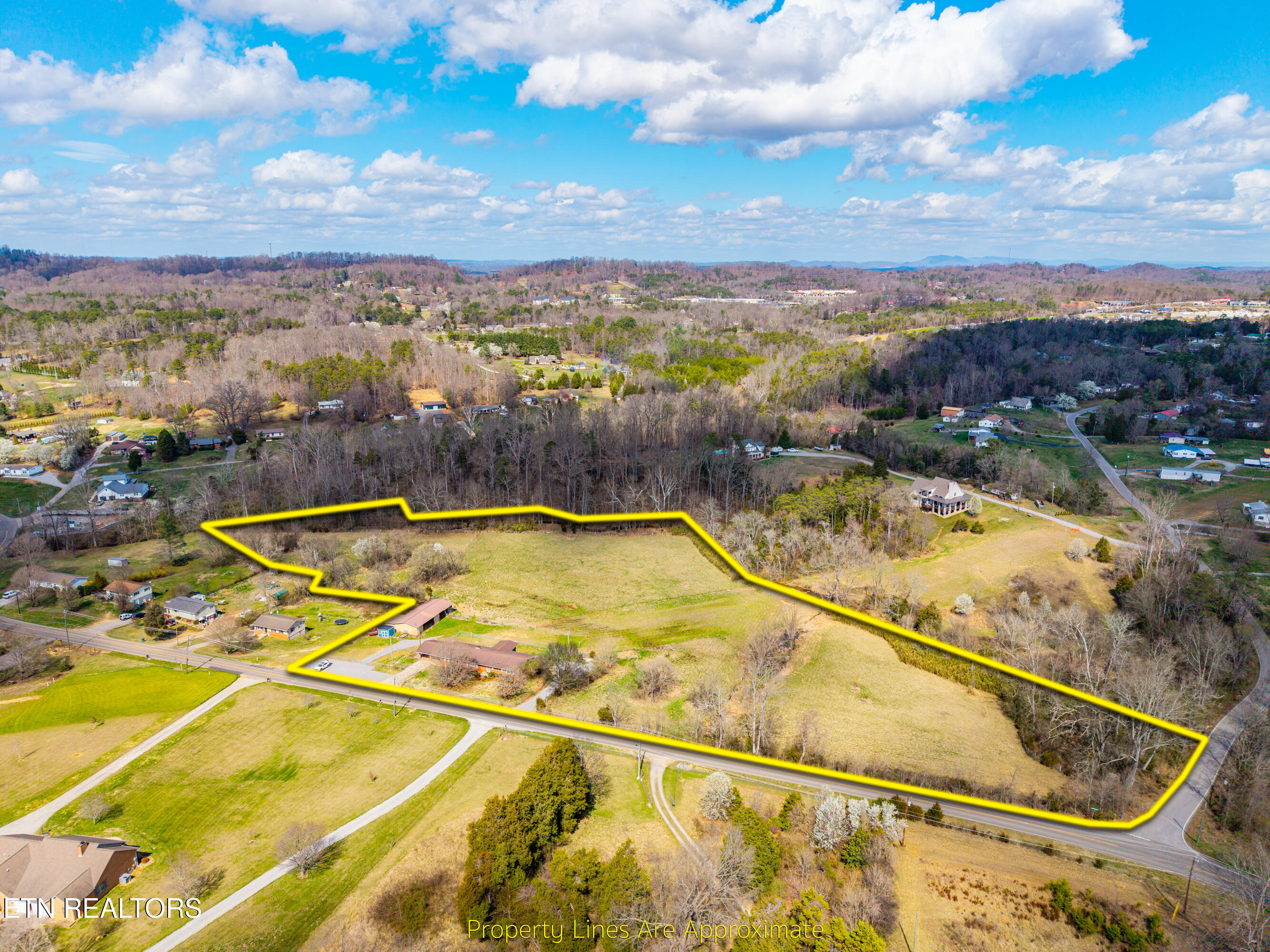 911 Tipton Station Road Knoxville, TN 37920 - Photo 3 of 55 911TiptonStationRd-14