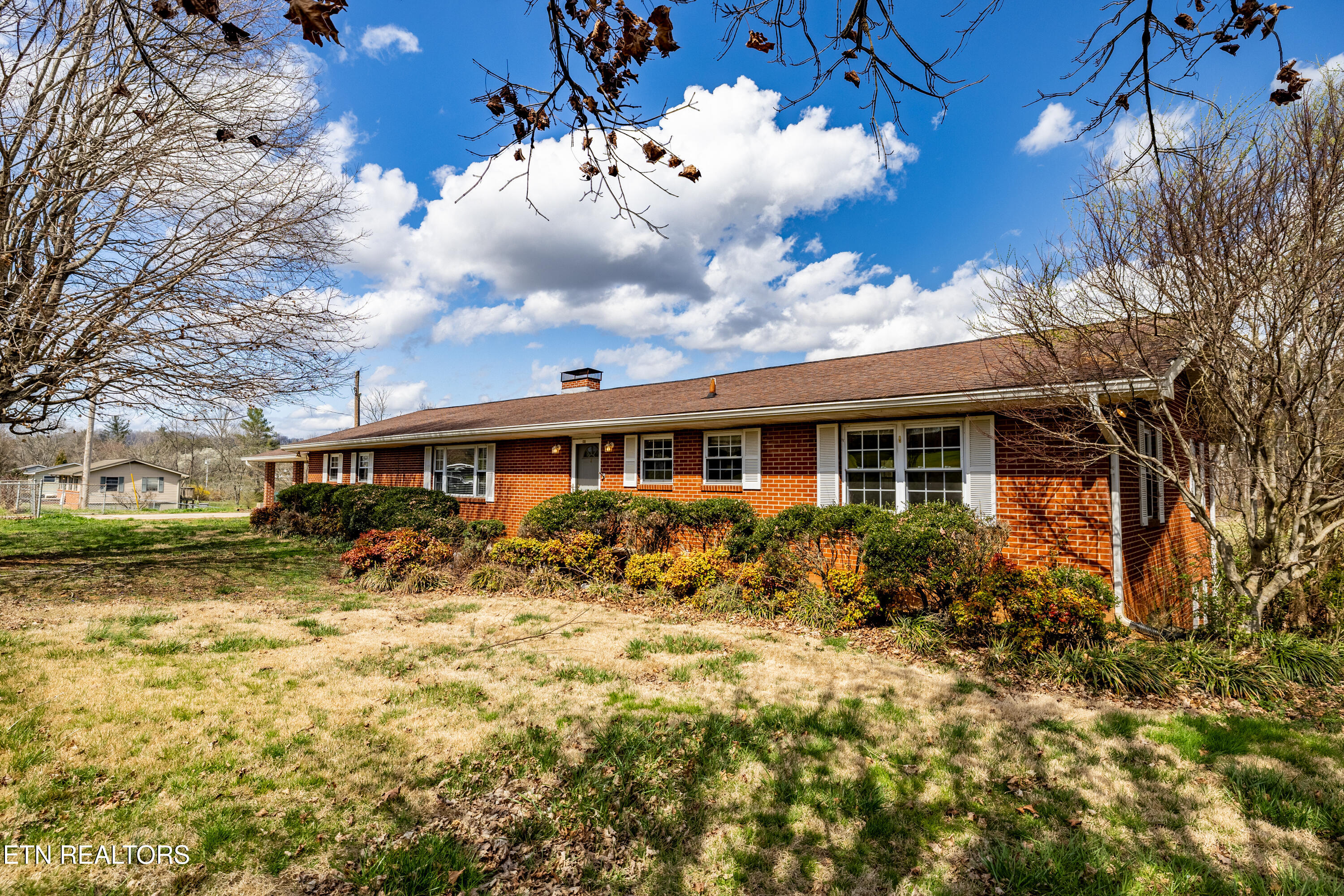 911 Tipton Station Road Knoxville, TN 37920 - Photo 35 of 55 911TiptonStationRd-79