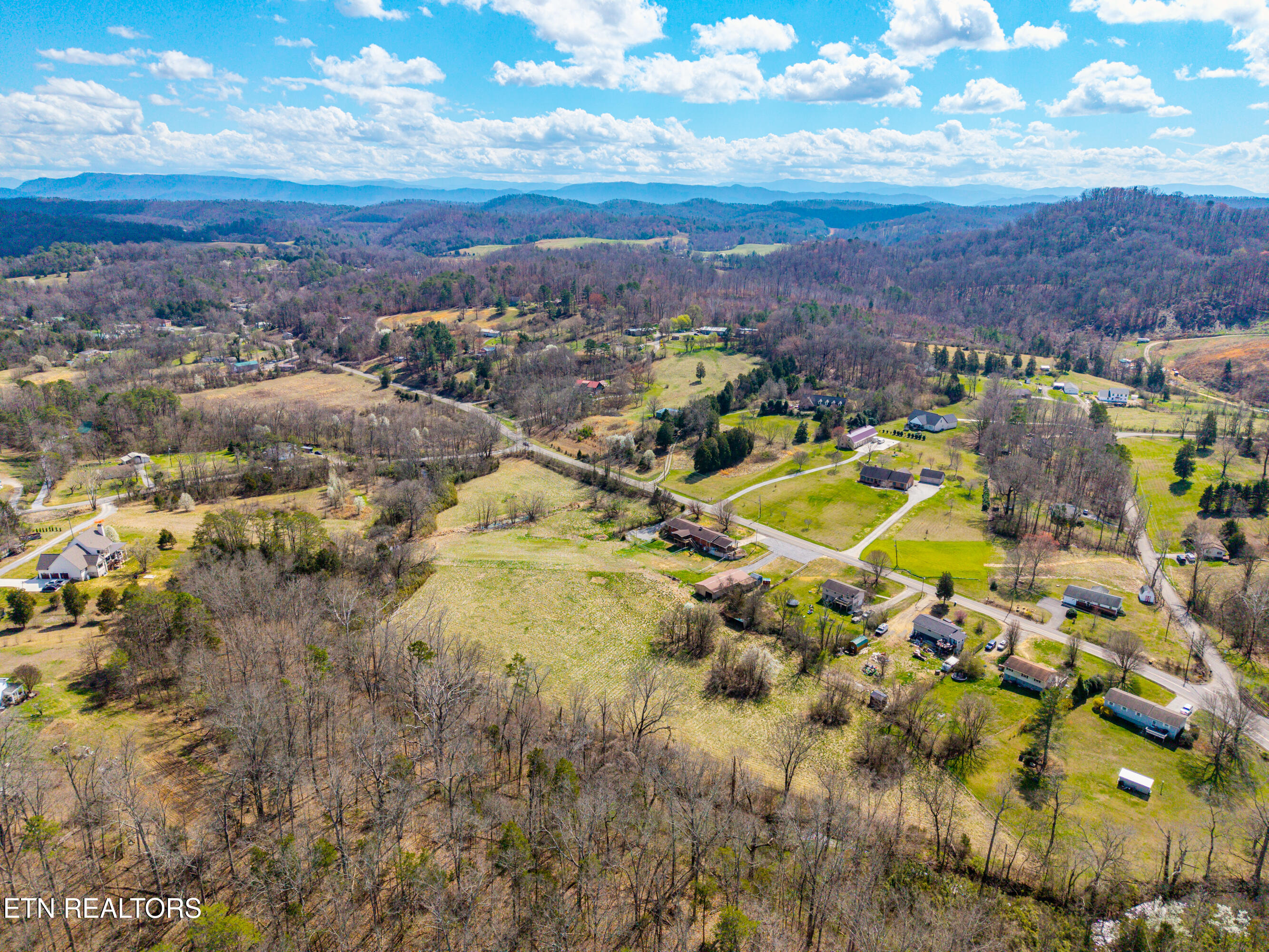 911 Tipton Station Road Knoxville, TN 37920 - Photo 36 of 55 911TiptonStationRd-22