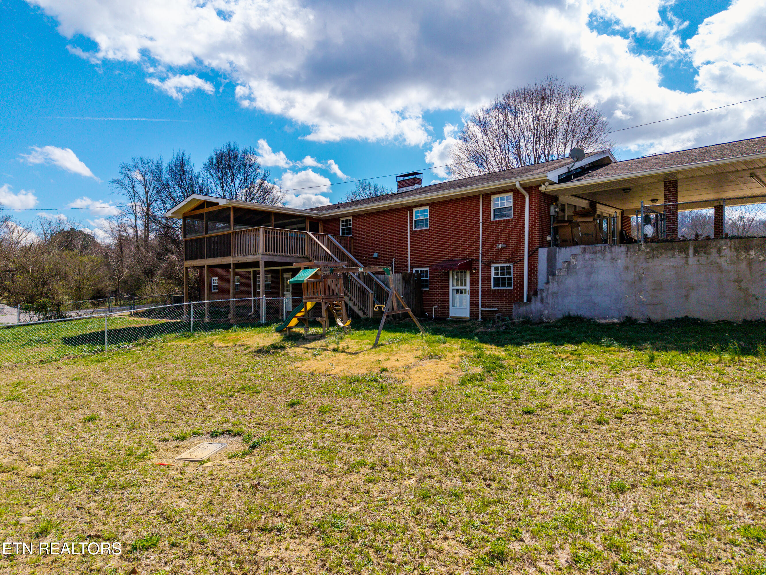 911 Tipton Station Road Knoxville, TN 37920 - Photo 48 of 55 911TiptonStationRd-6