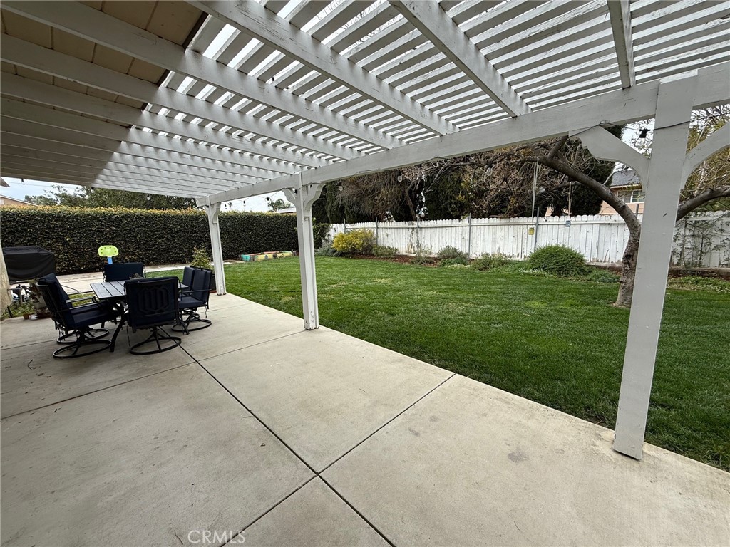 2002 Malcolm Street Simi Valley, CA 93065 - Photo 17 of 18 Backyard