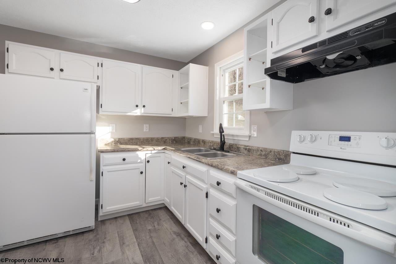 186 Cherry Run Road Grafton, WV 26354 - Photo 6 of 30 Gallery Image 6
