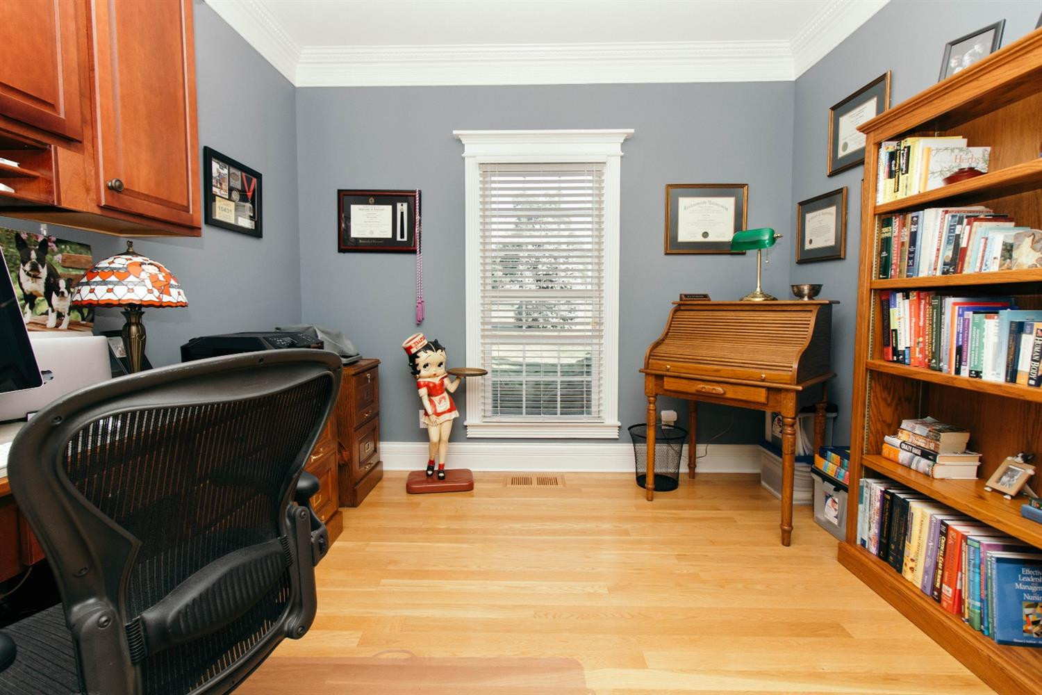 1727 McCowans Ferry Road Versailles, KY 40383 - Photo 21 of 57 Office with built ins off the master bed