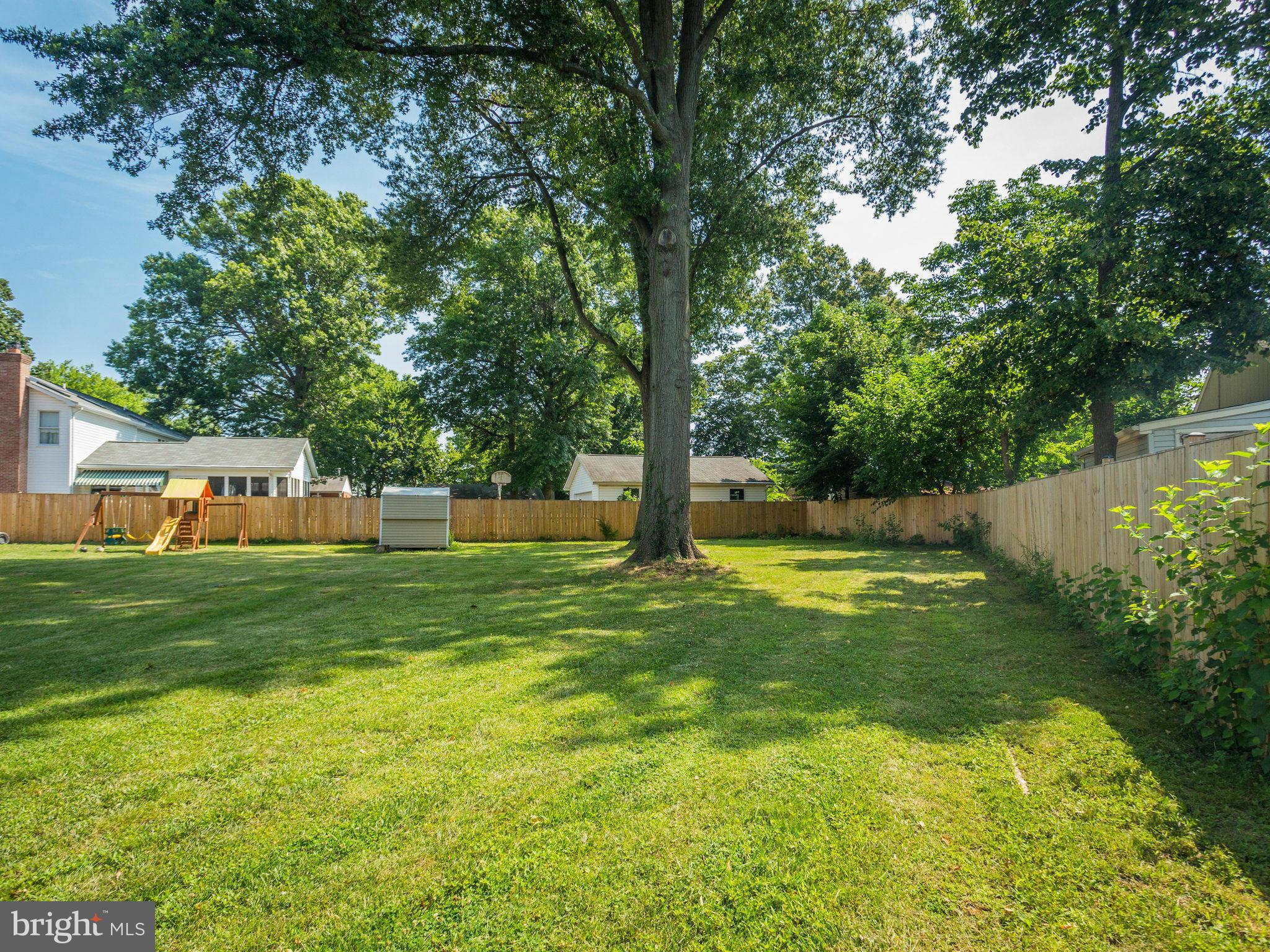 9207 Mathis Avenue Manassas, VA 20110 - Photo 26 of 30 Exterior (Rear)