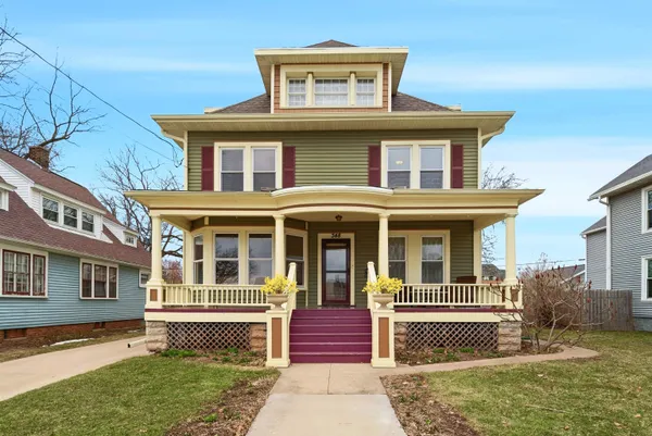 $374,900 | 348 Broad Street, Menasha, WI 54952