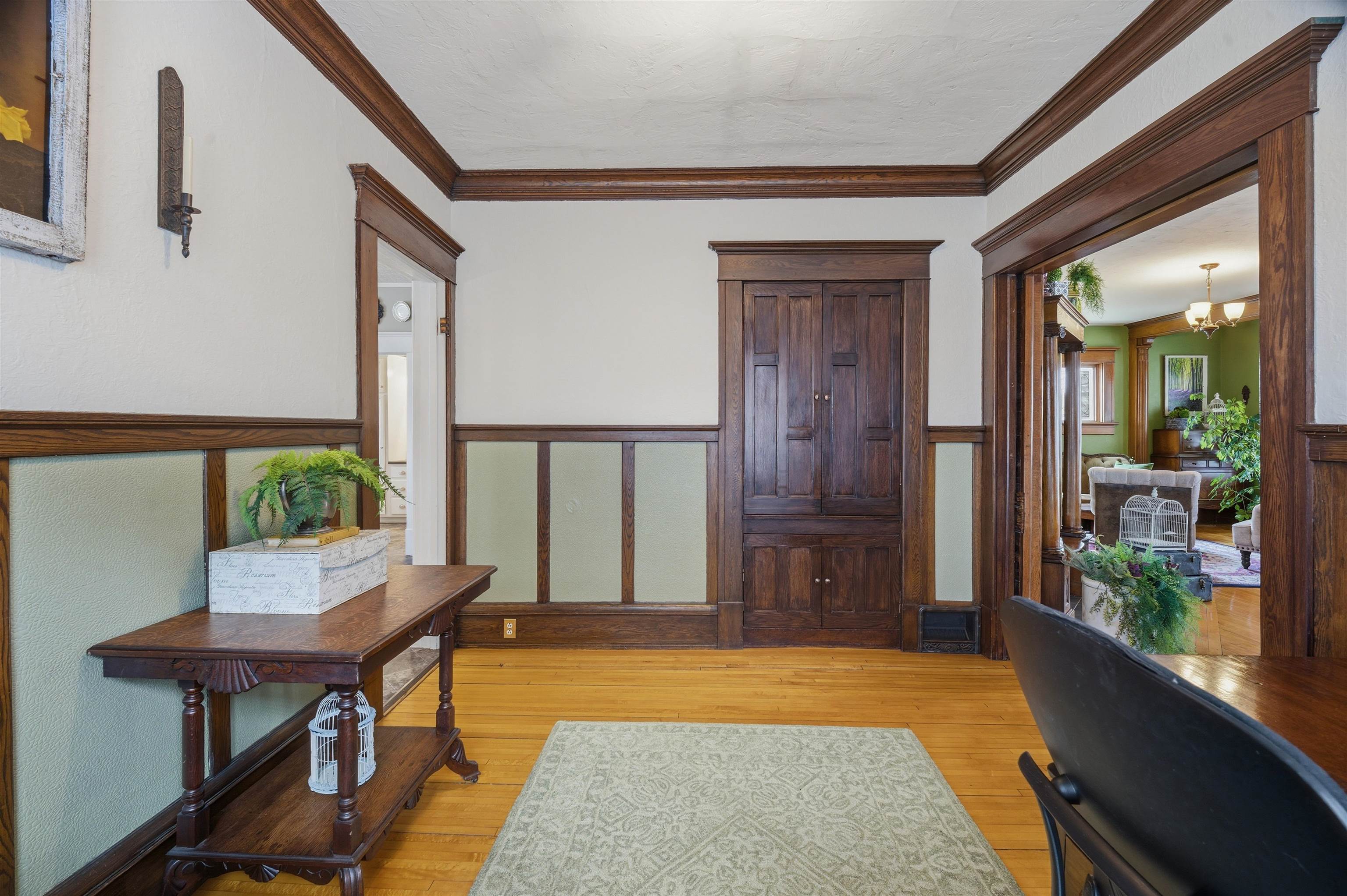 348 Broad Street Menasha, WI 54952 - Photo 11 of 40