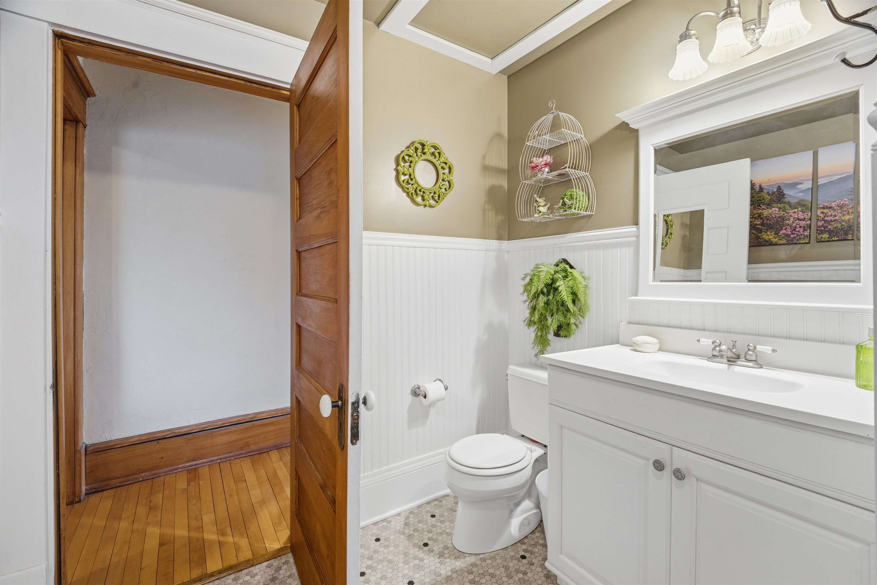 348 Broad Street Menasha, WI 54952 - Photo 29 of 40