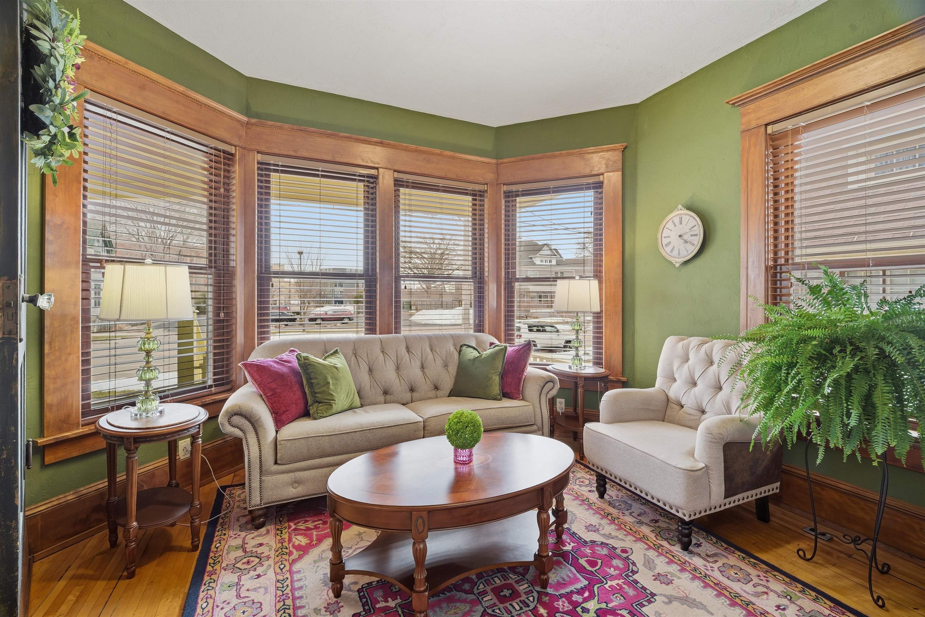 348 Broad Street Menasha, WI 54952 - Photo 8 of 40