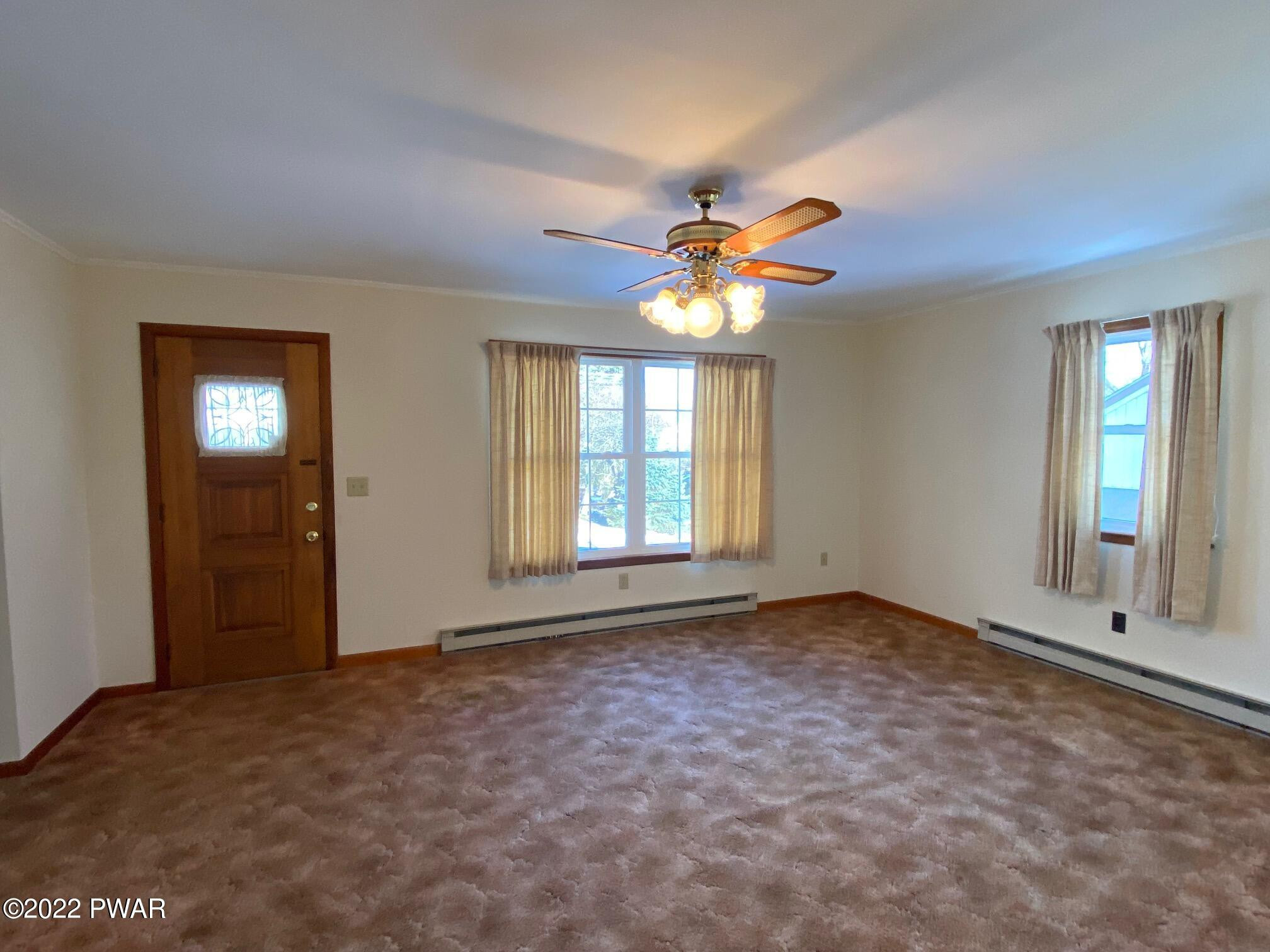 26 Patterson Street Waymart, PA 18472 - Photo 8 of 35