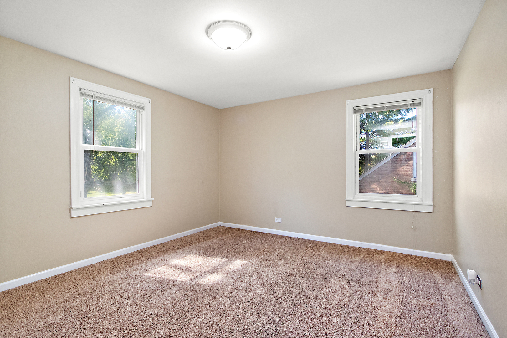 1718 West 187th Street Homewood, IL 60430 - Photo 16 of 28 a view of an empty room with a window