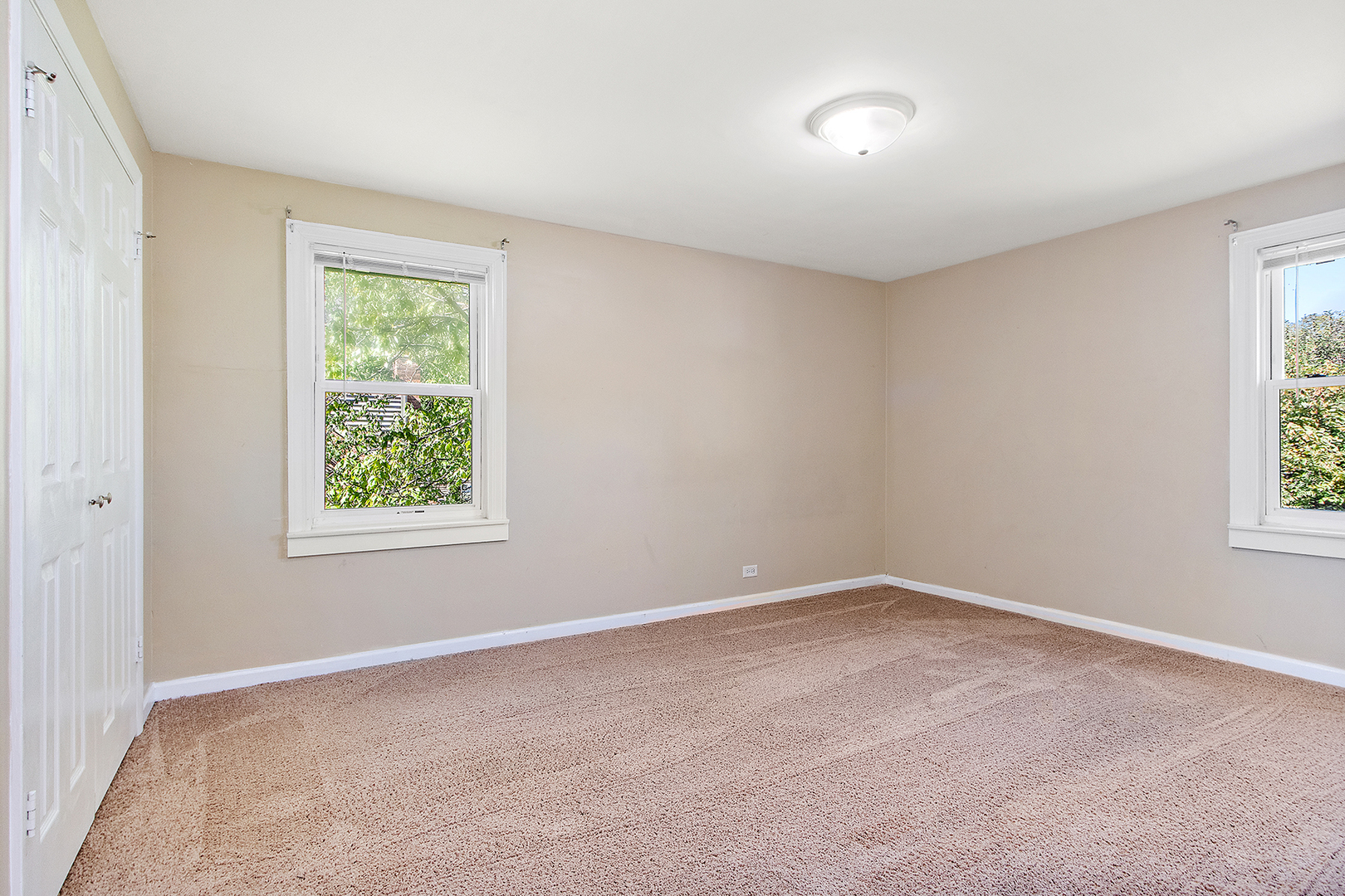 1718 West 187th Street Homewood, IL 60430 - Photo 17 of 28 a view of an empty room with a window