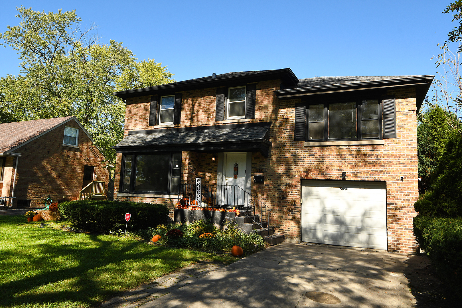1718 West 187th Street Homewood, IL 60430 - Photo 2 of 28 a view of a house with backyard and sitting area