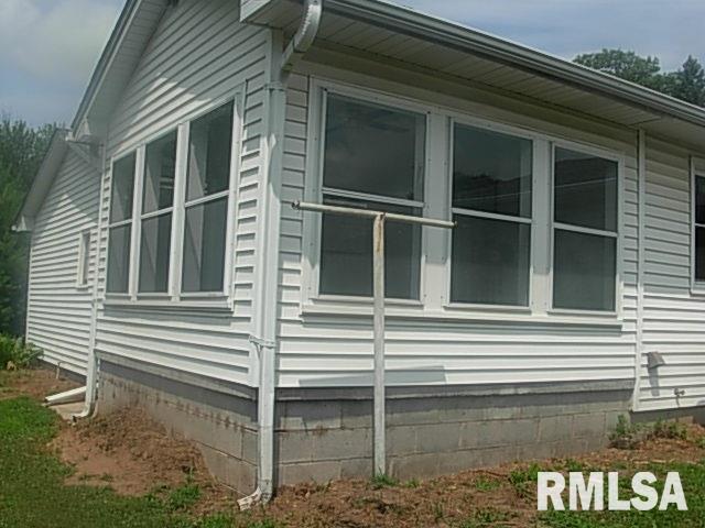 6045 B Street Colona, IL 61241 - Photo 4 of 20 Gallery Image 4
