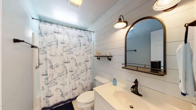 $3,000 | 3800 Island Drive, North Topsail Beach, NC 28460