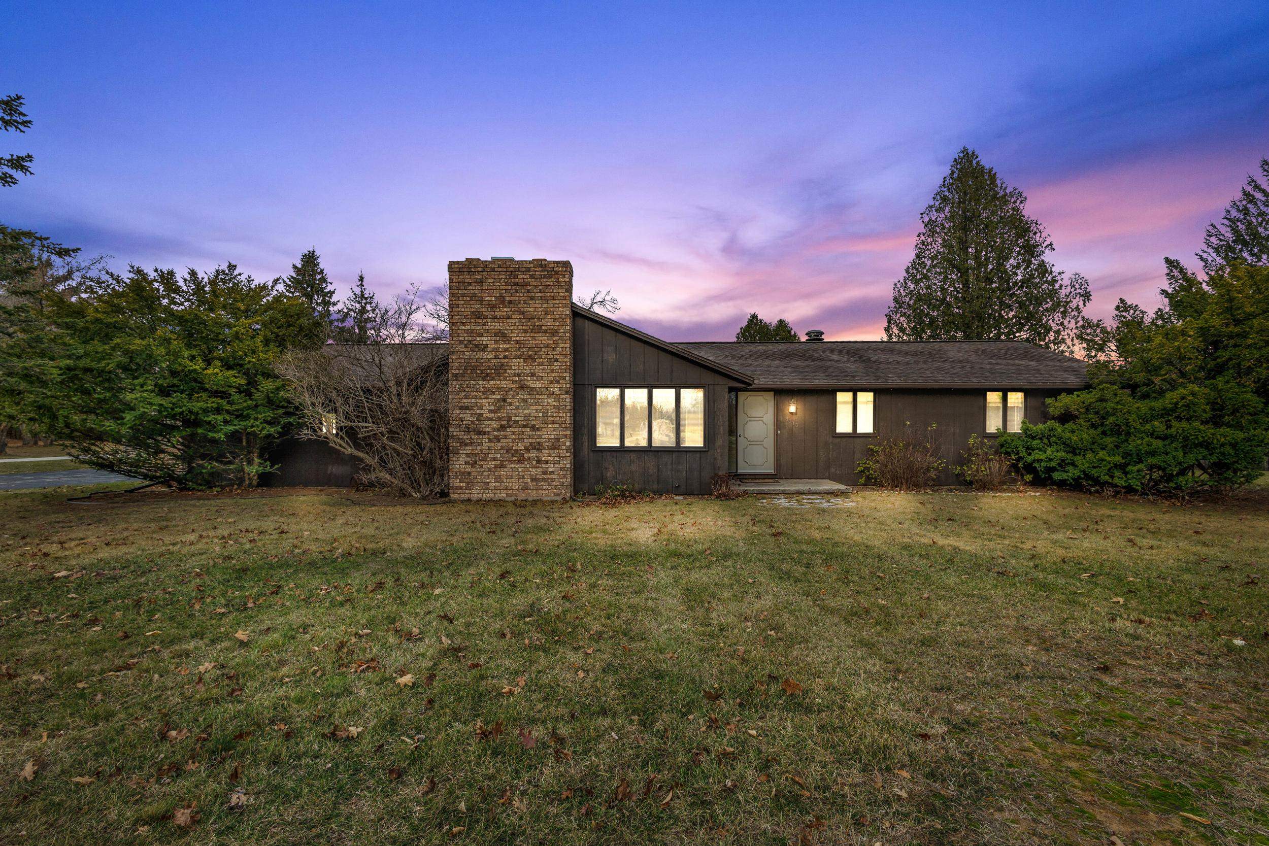 3170 Sunrise Road Green Bay, WI 54313 - Photo 1 of 1 Gallery Image 1
