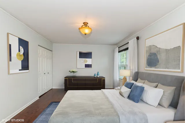 $355,000 | 13296 West Heiden Circle, Lake Bluff, IL 60044