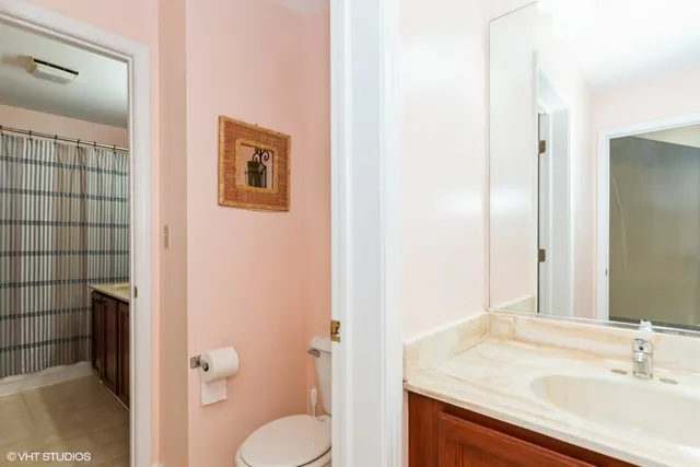 $355,000 | 13296 West Heiden Circle, Lake Bluff, IL 60044