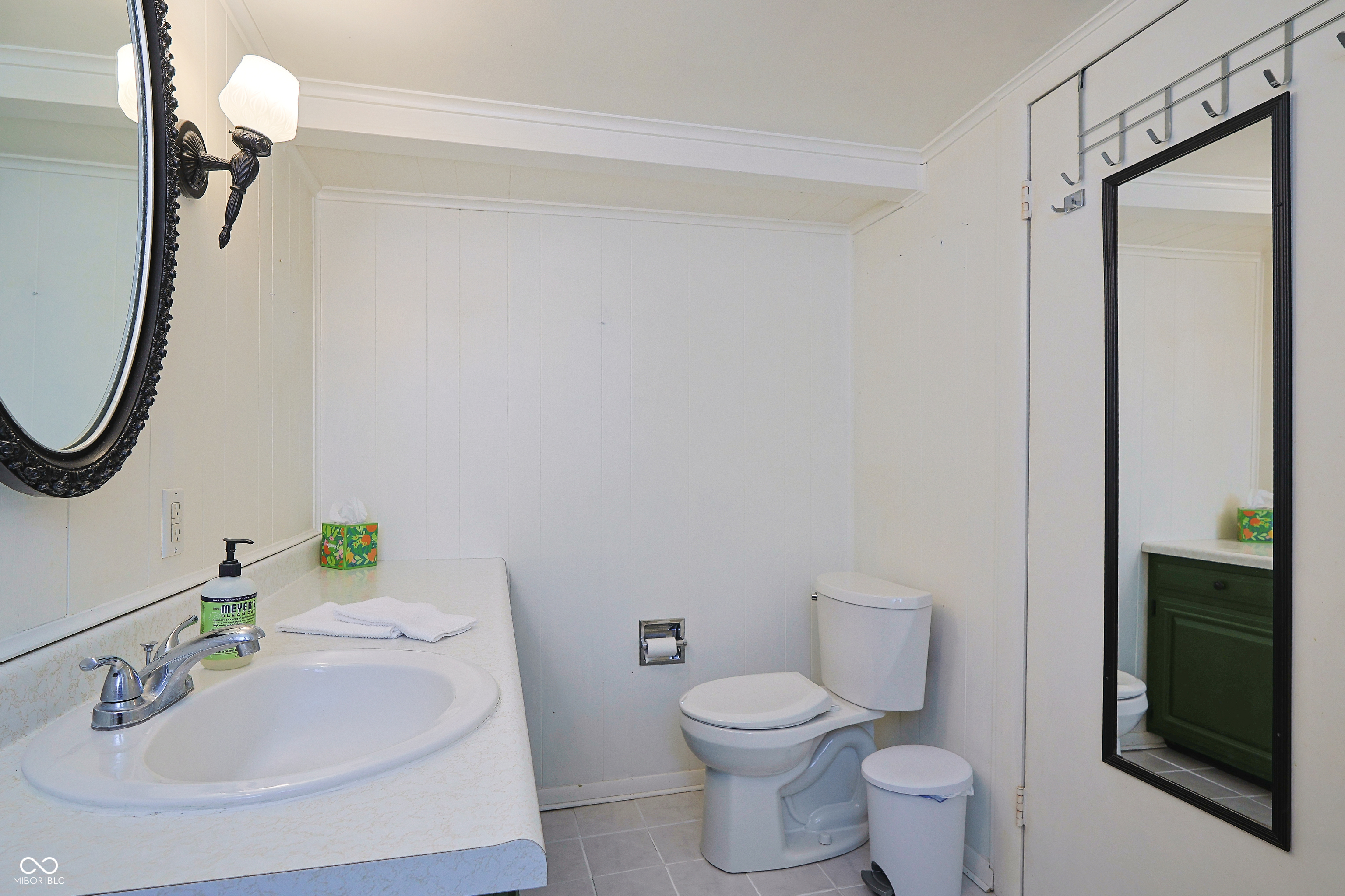 102 Center Street Elizabethtown, IN 47232 - Photo 35 of 59