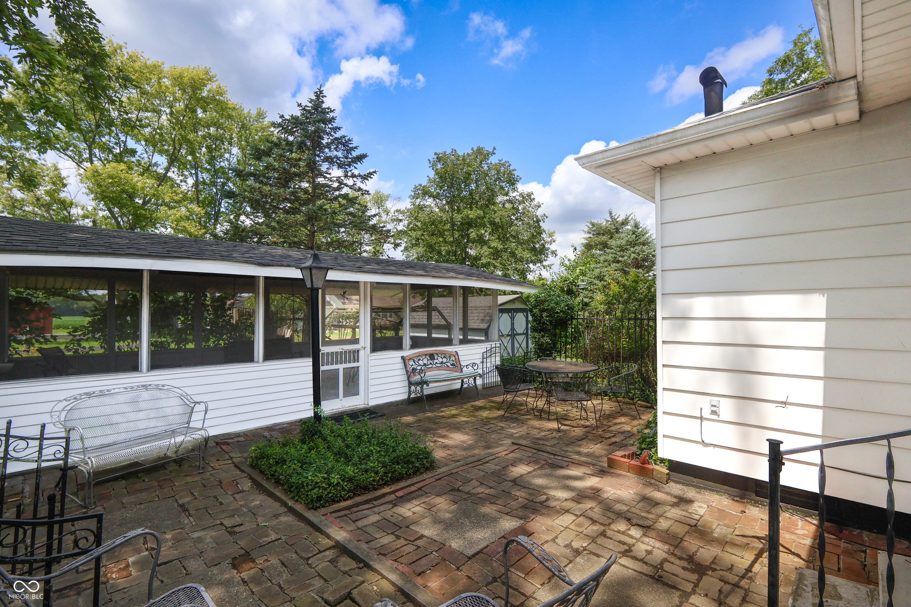 102 Center Street Elizabethtown, IN 47232 - Photo 46 of 59