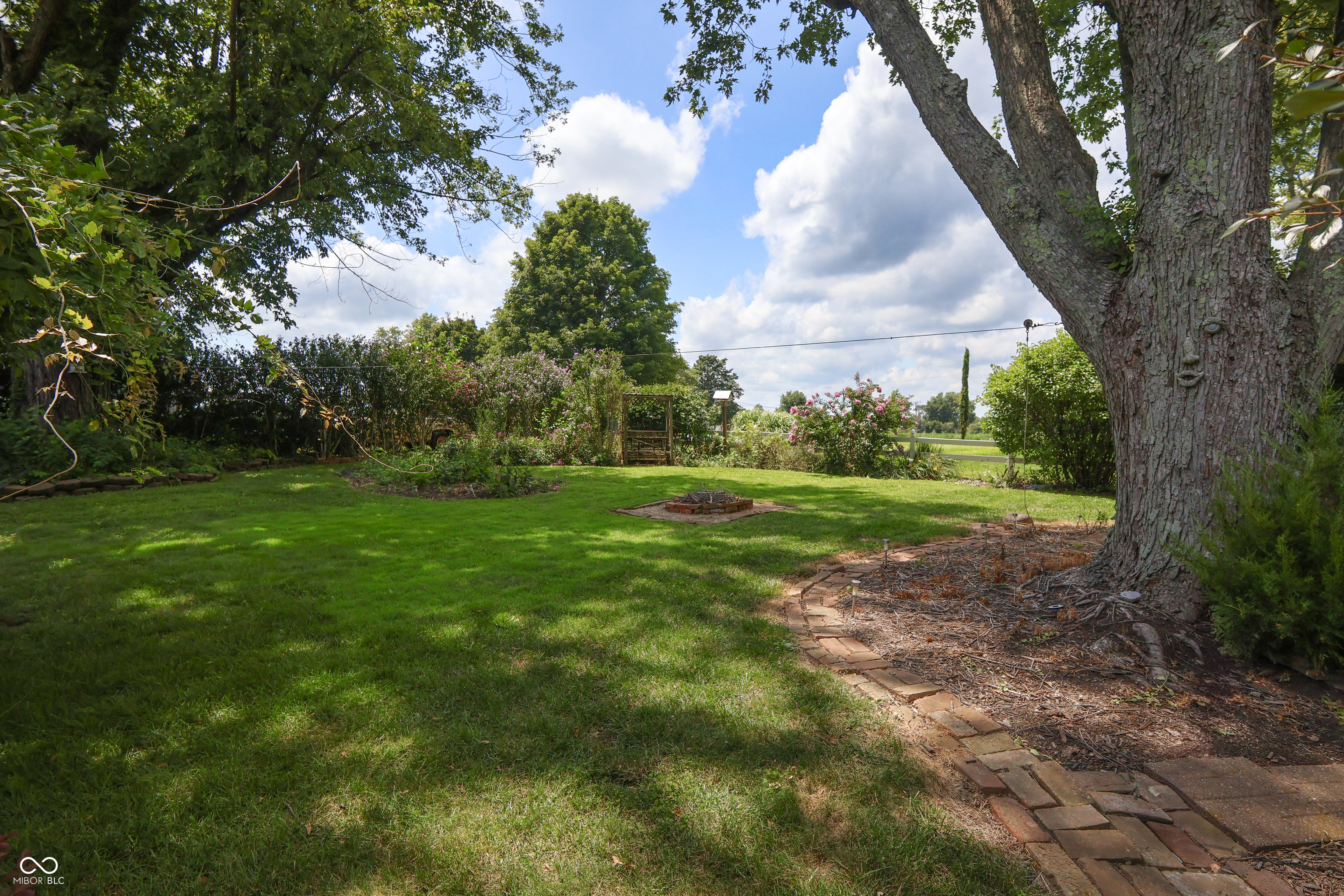 102 Center Street Elizabethtown, IN 47232 - Photo 51 of 59