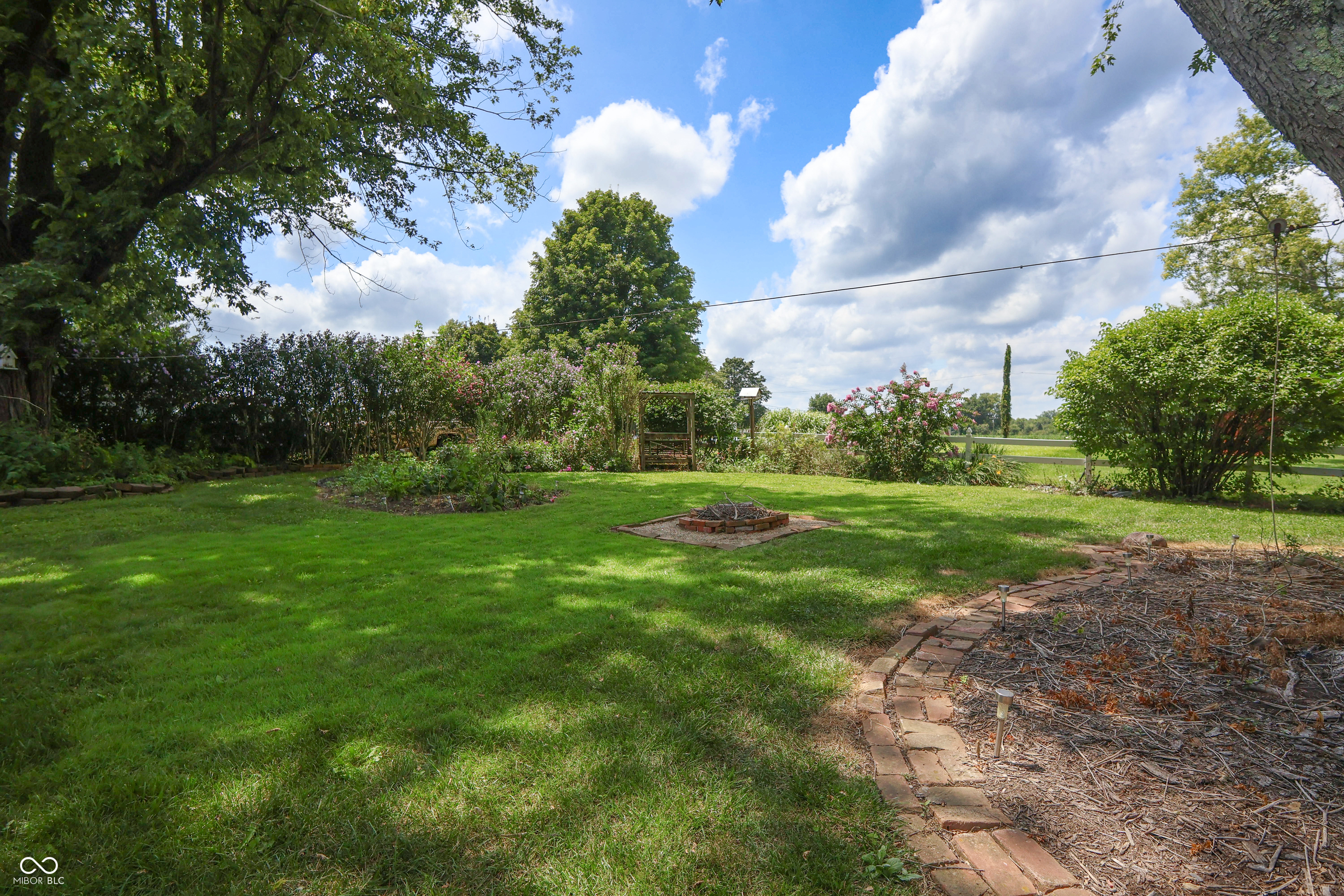 102 Center Street Elizabethtown, IN 47232 - Photo 52 of 59