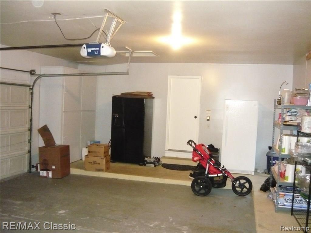 850 Augusta Drive Rochester, MI 48309 - Photo 26 of 36 Garage 2.JPG