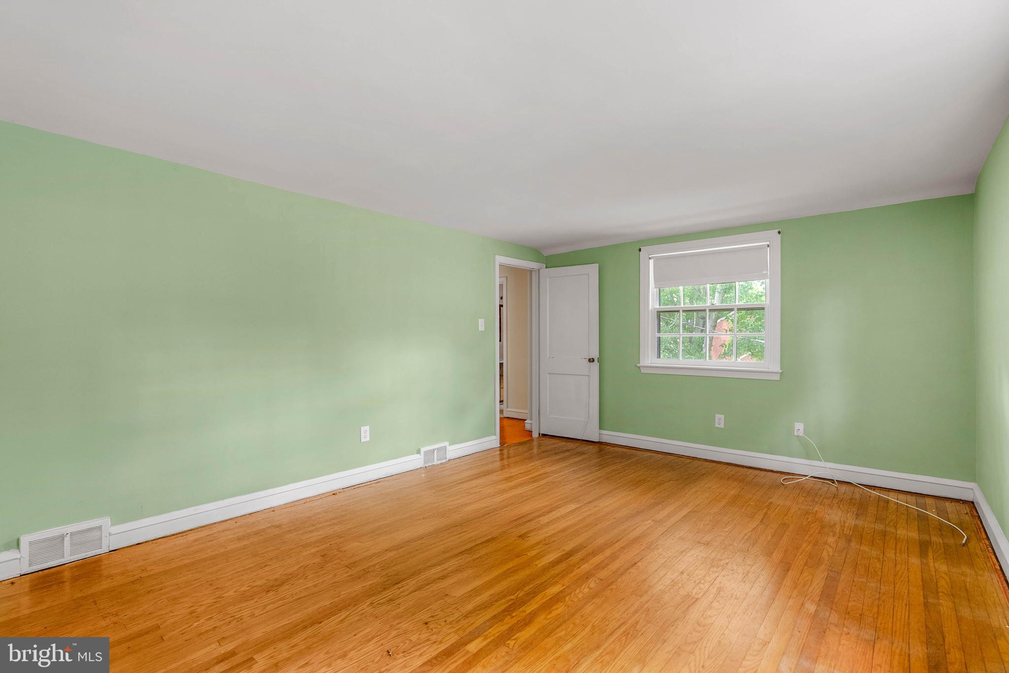 402 Hawthorne Road Wallingford, PA 19086 - Photo 14 of 23