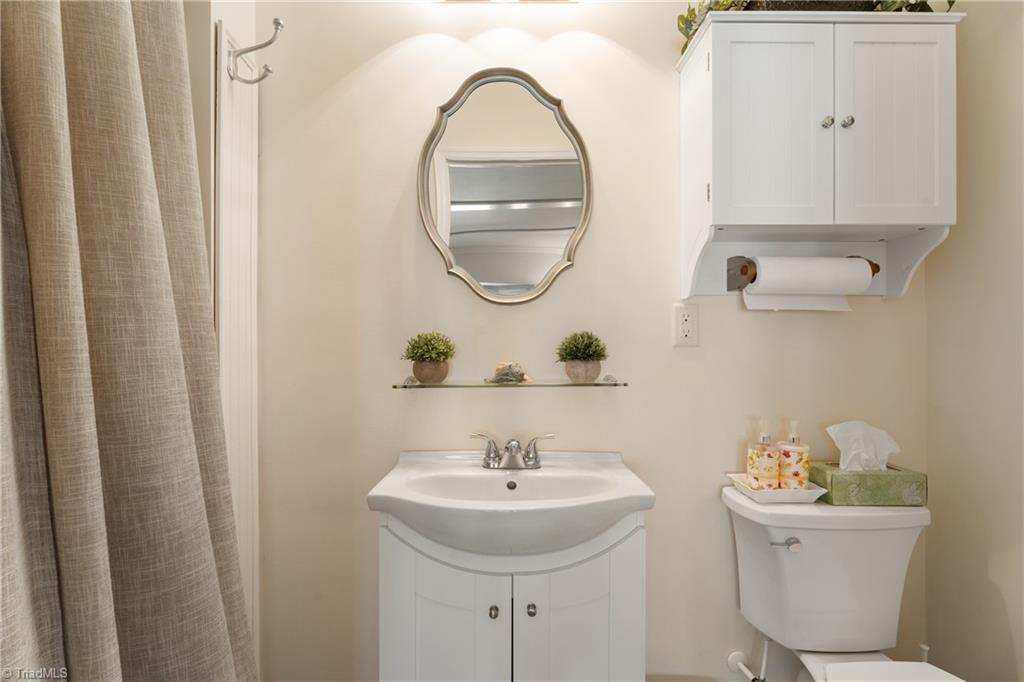2037 Polo Road Winston-Salem, NC 27106 - Photo 26 of 37 Gallery Image 26