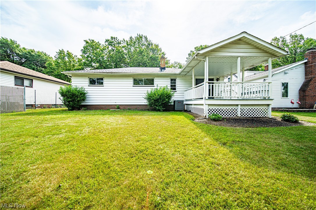 1124 Haverston Road Lyndhurst, OH 44124 - Photo 6 of 30