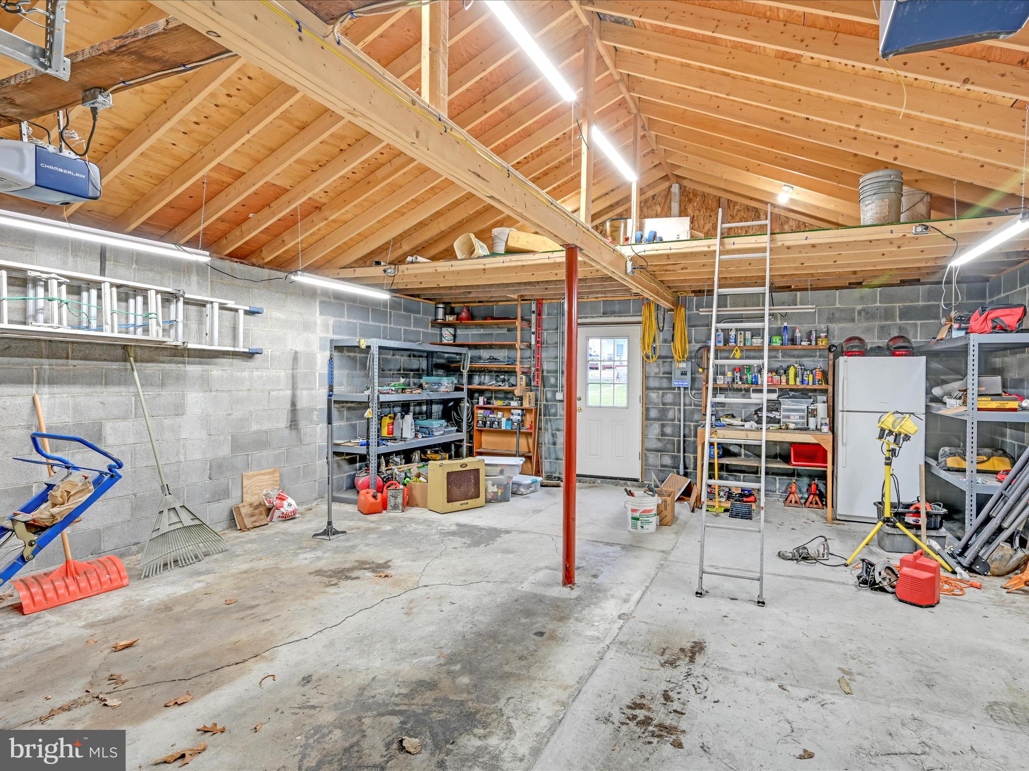 36 East Washington Street Elizabethtown, PA 17022 - Photo 32 of 32 Interior Garage