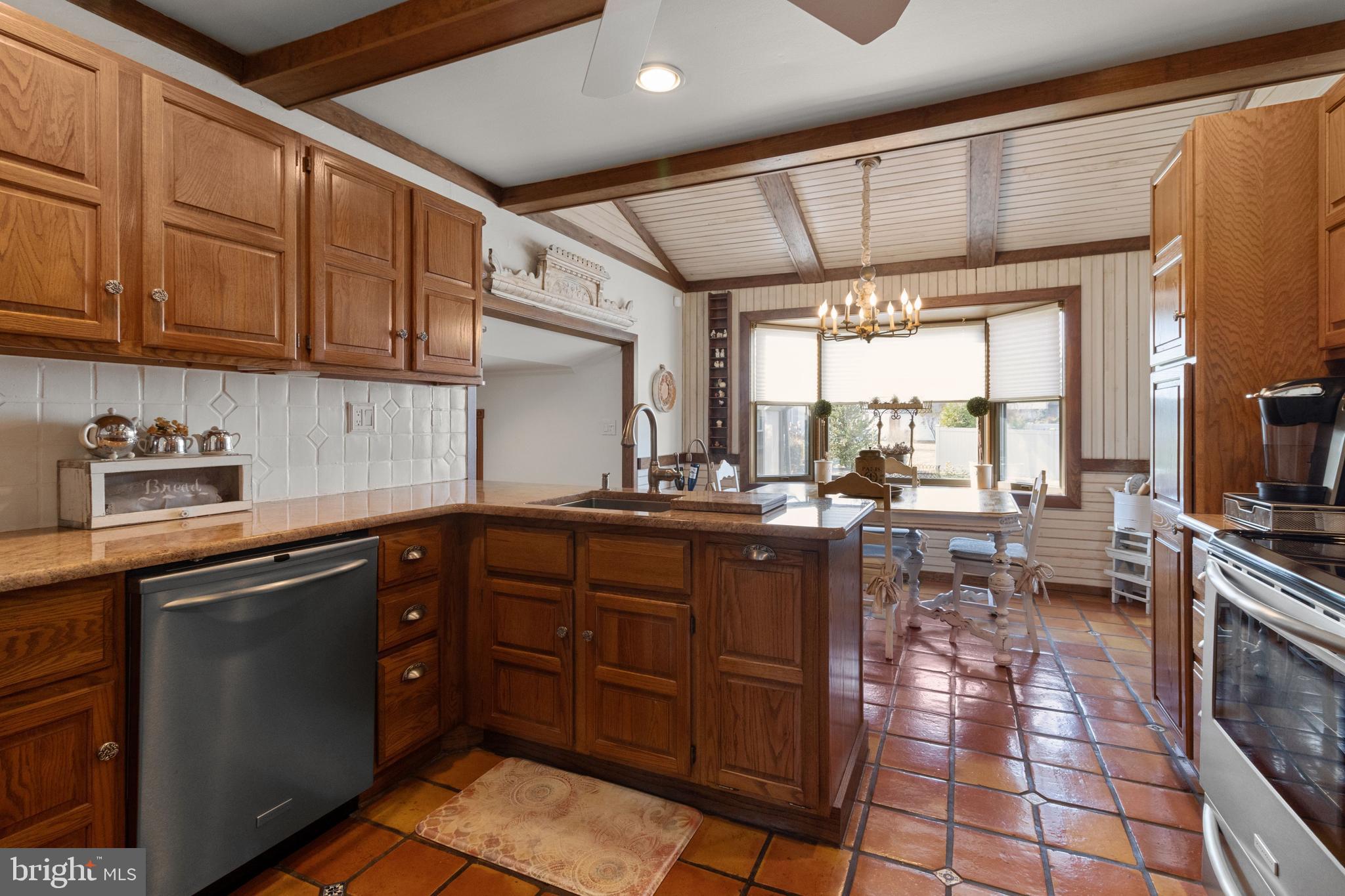 63 Lempa Road Southampton, PA 18966 - Photo 12 of 38 Kitchen w/ Beams and Lighting
