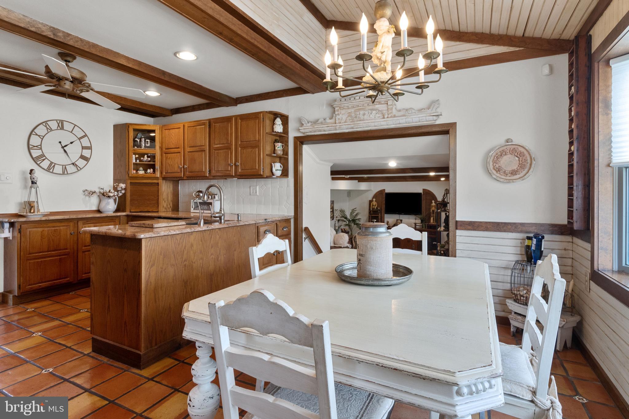 63 Lempa Road Southampton, PA 18966 - Photo 13 of 38 Kitchen with Dining Area