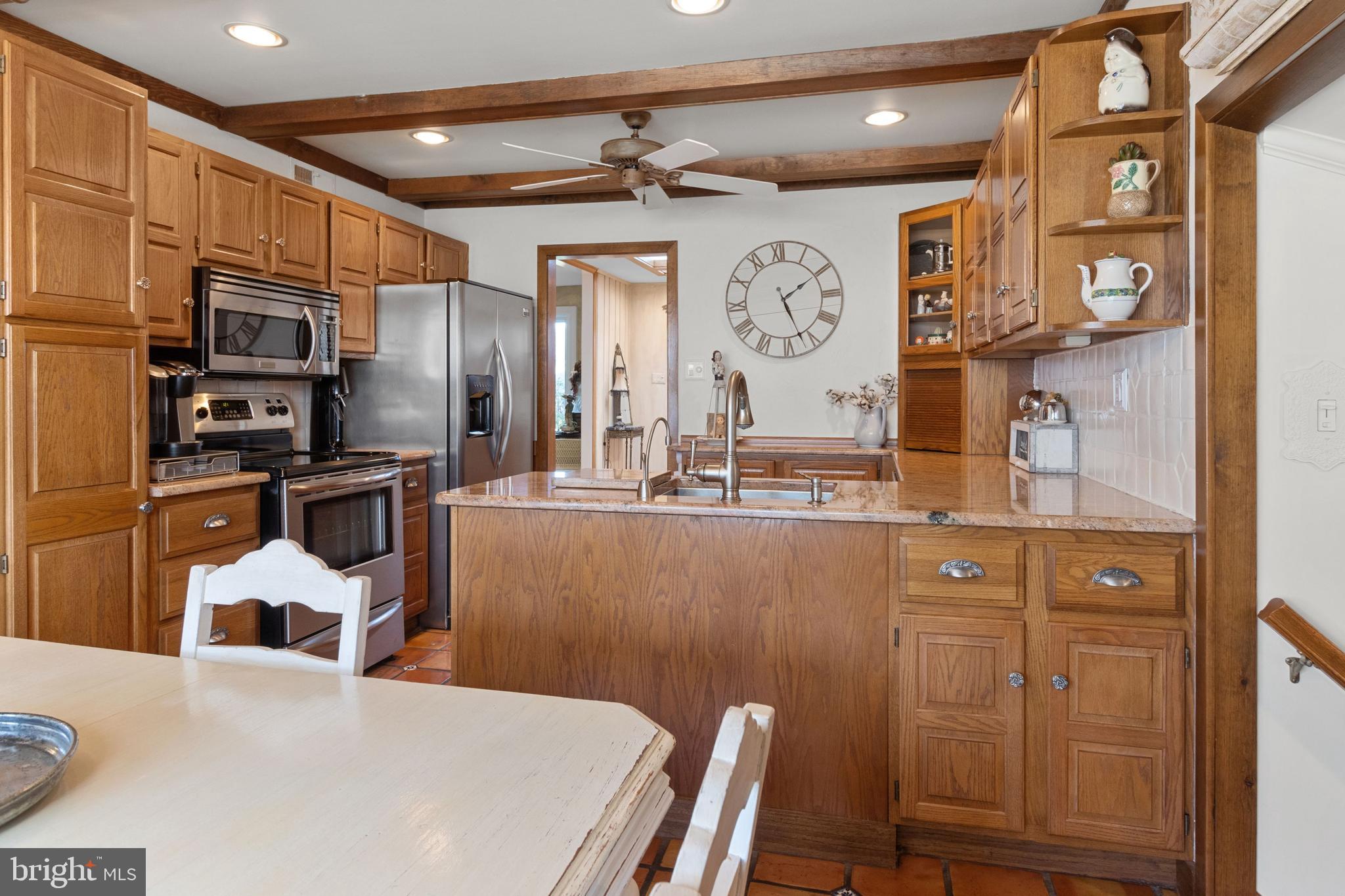 63 Lempa Road Southampton, PA 18966 - Photo 14 of 38 Kitchen